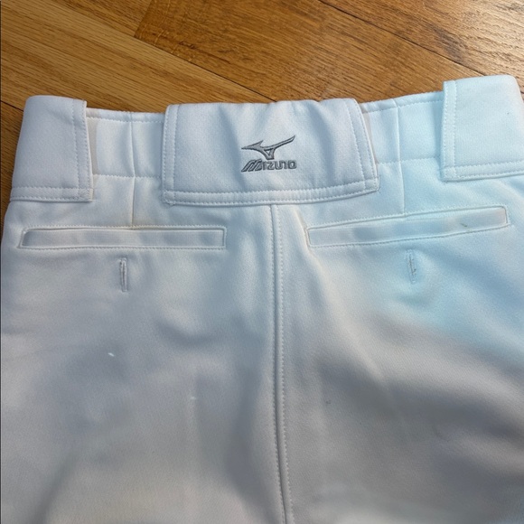 • Mizuno • - Picture 6 of 7